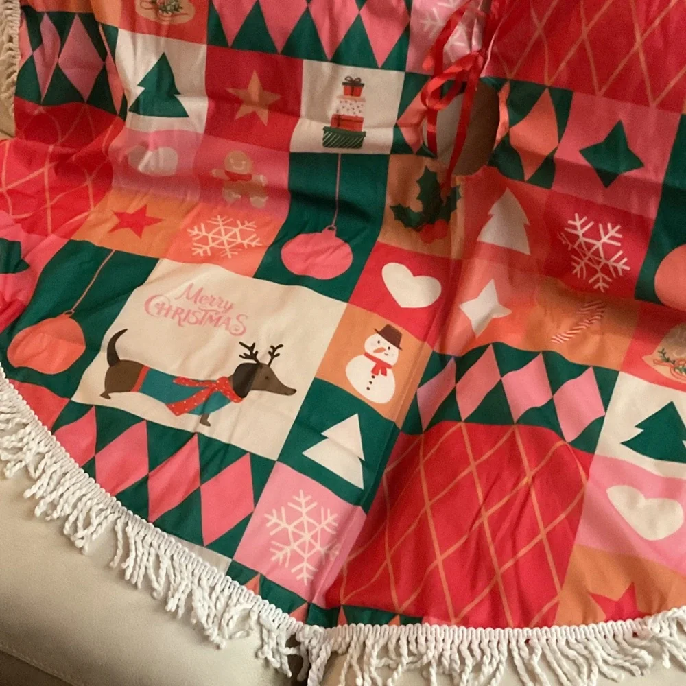Festive Holiday Tree Skirt with Fringe